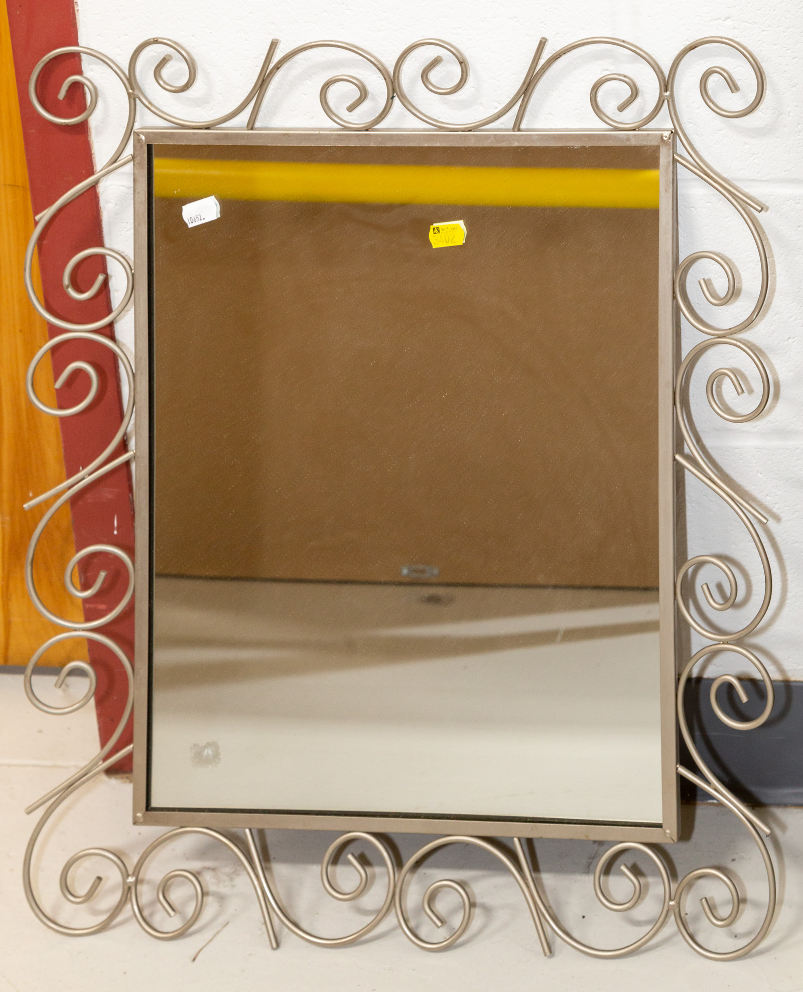 METAL FRAMED DECORATIVE WALL MIRROR