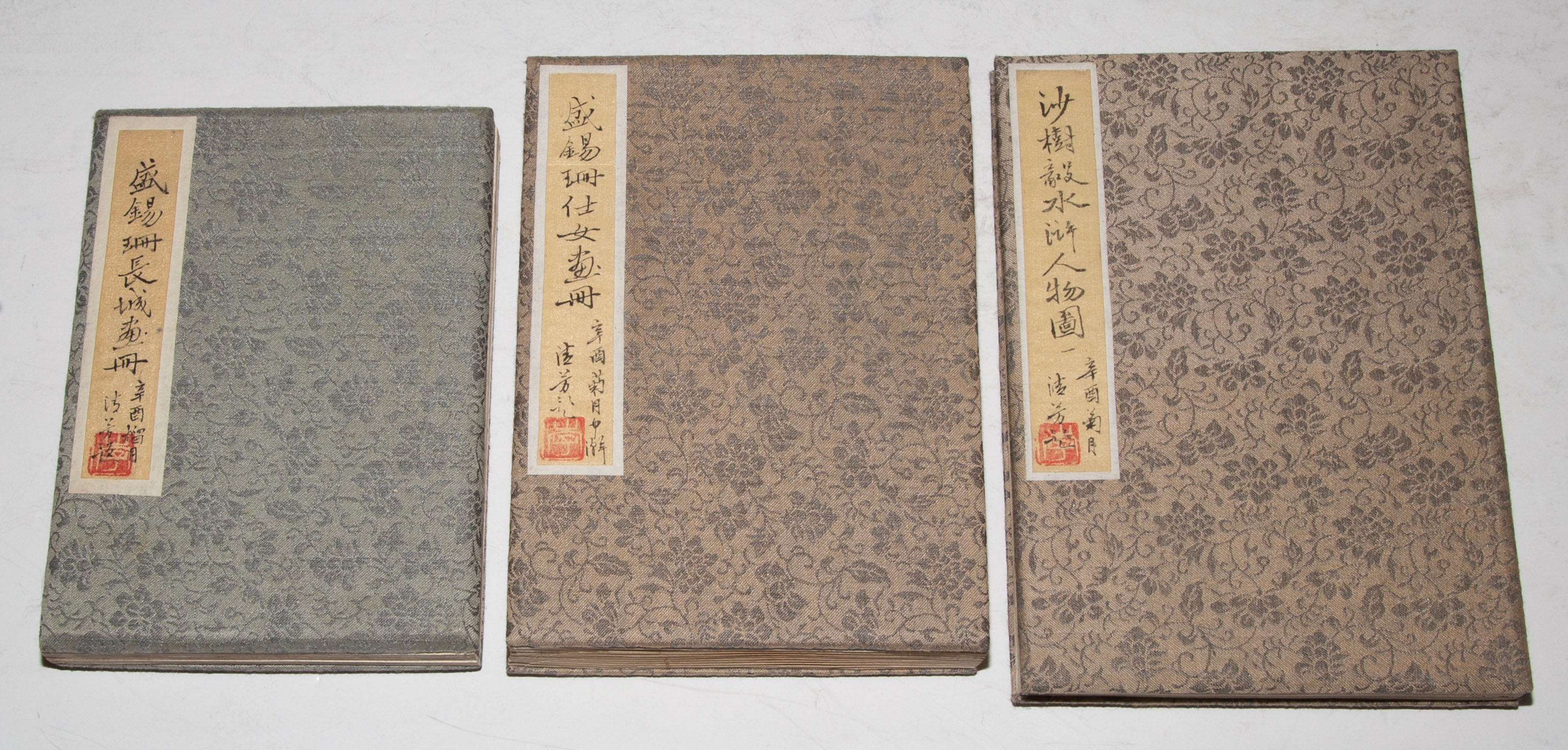 THREE CHINESE HAND PAINTED ALBUMS  3384b0