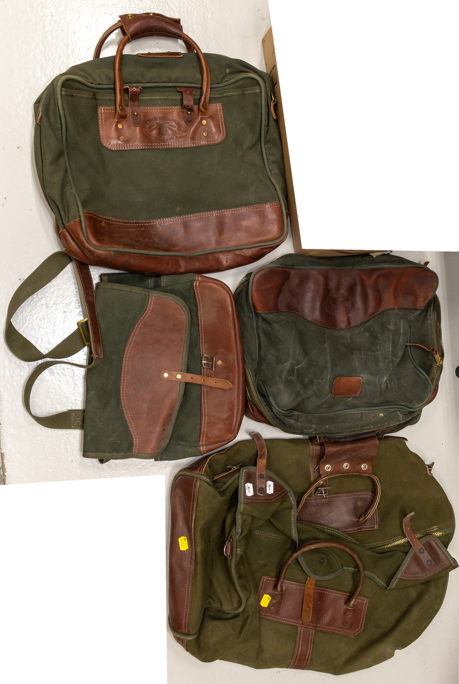 FOUR PIECES OF ORVIS LUGGAGE Leather 3384ee