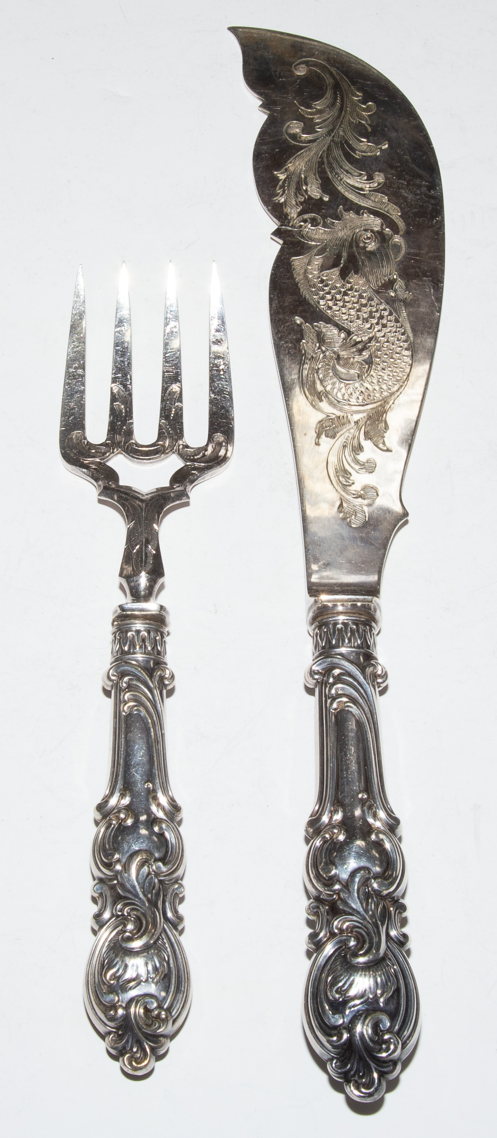 SILVER PLATED FISH SERVING SET 9 1/2