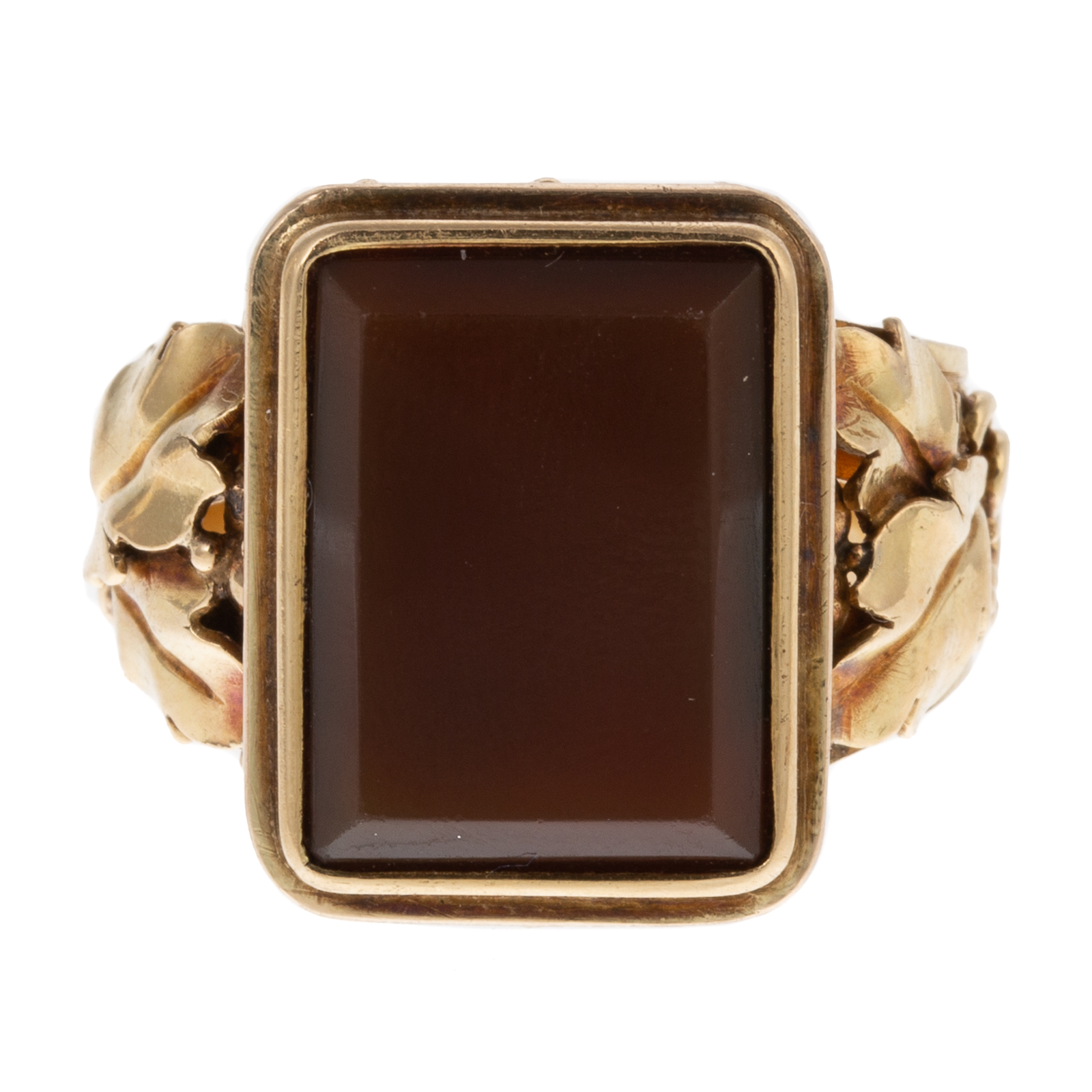 AN ANTIQUE CARNELIAN RING IN 14K 3385b3