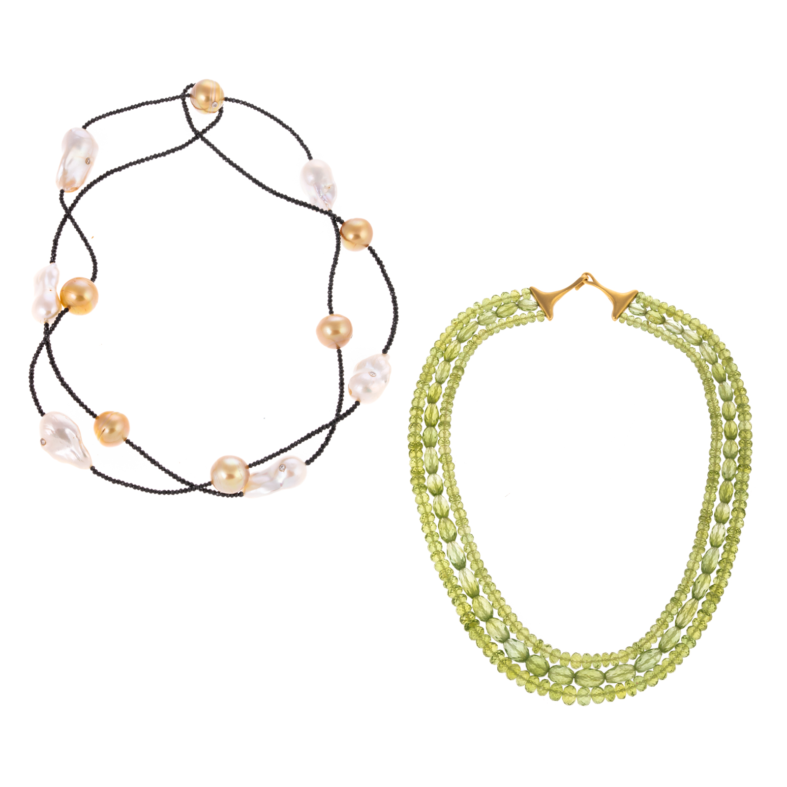 A SOUTH SEA PEARL NECKLACE PERIDOT 3385cb