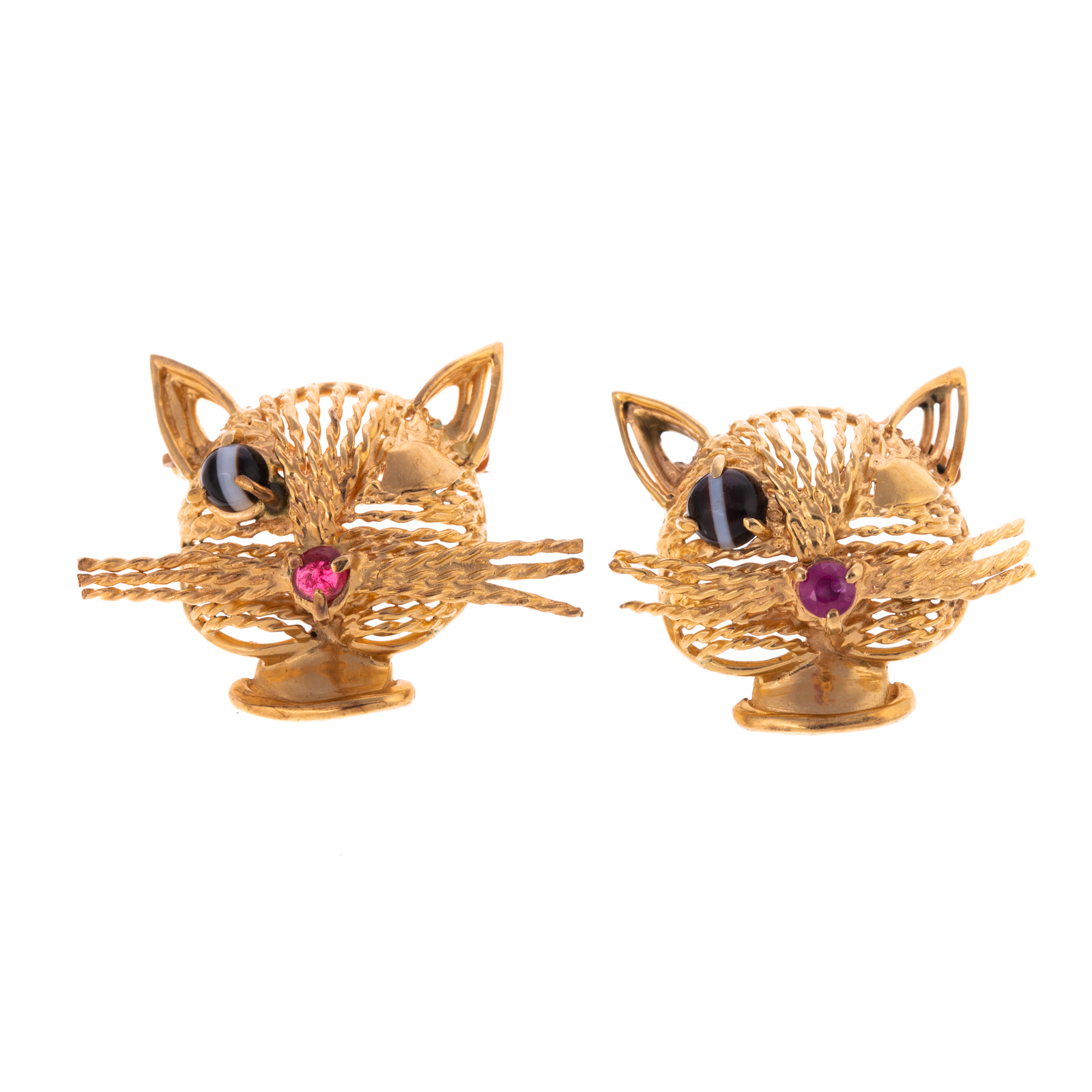 A PAIR OF MATCHING CAT HEAD PINS 3385cd