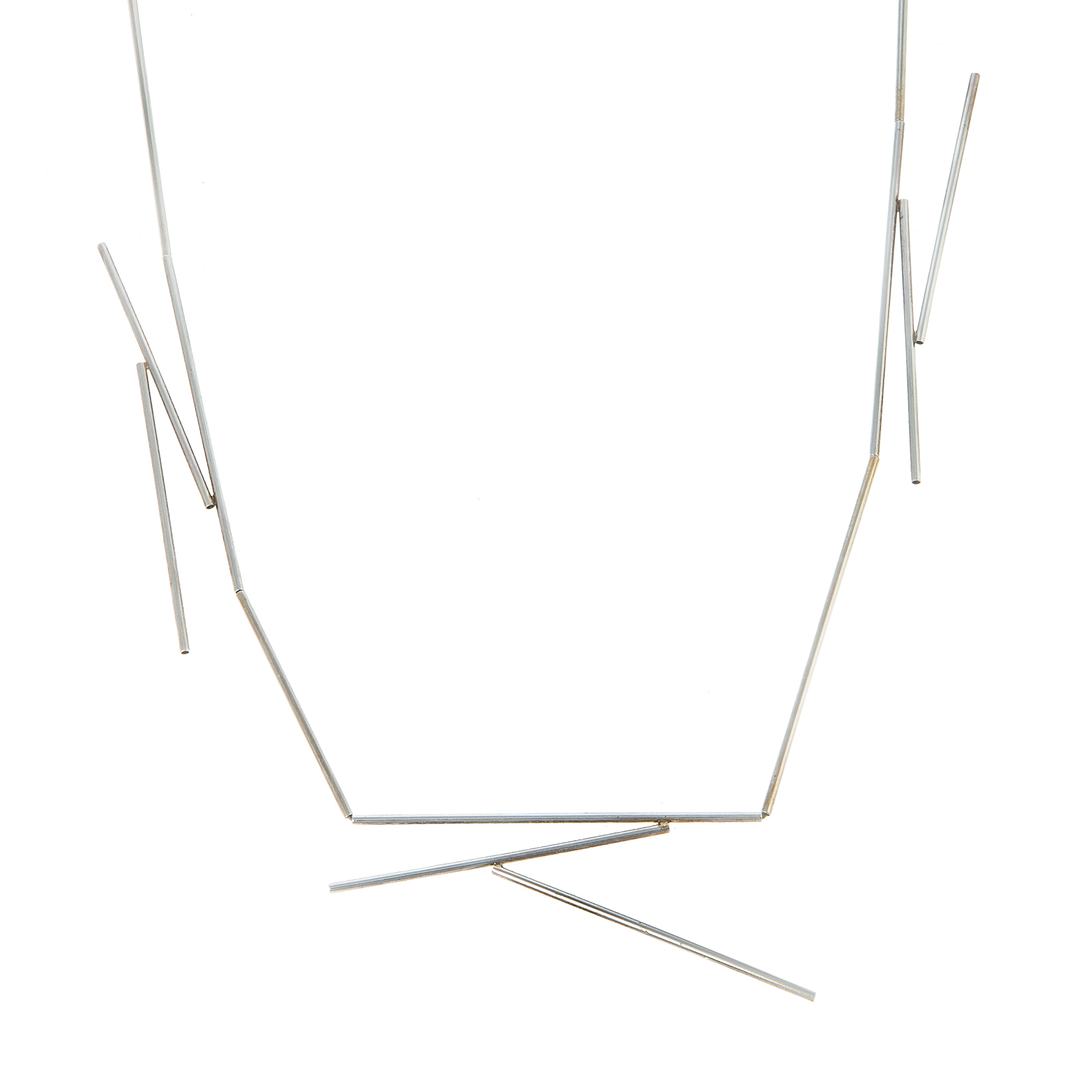 A STERLING SILVER TUBULAR NECKLACE
