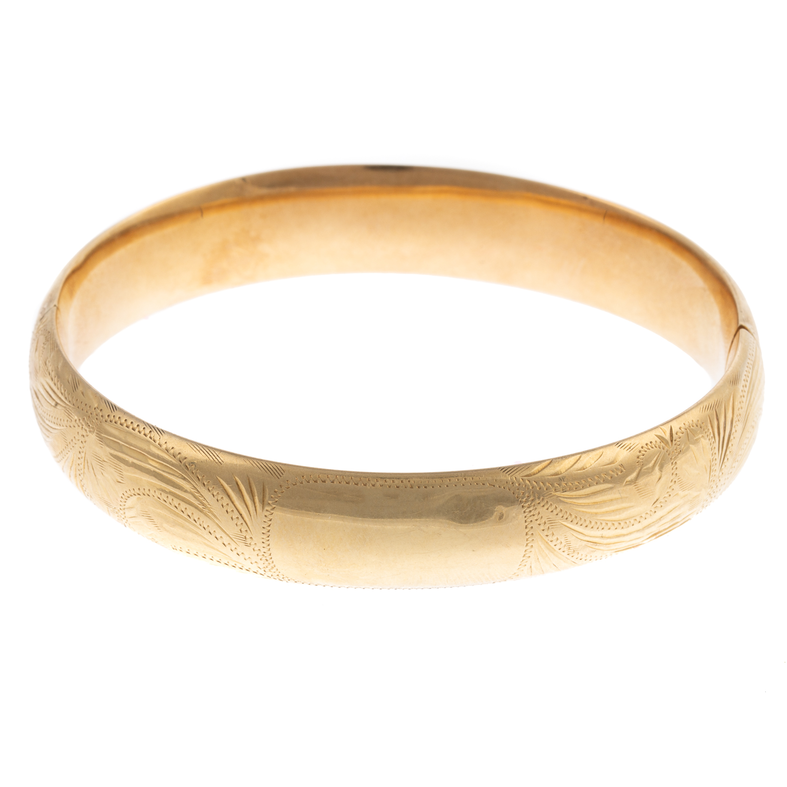 AN ENGRAVED BANGLE BRACELET IN 338663