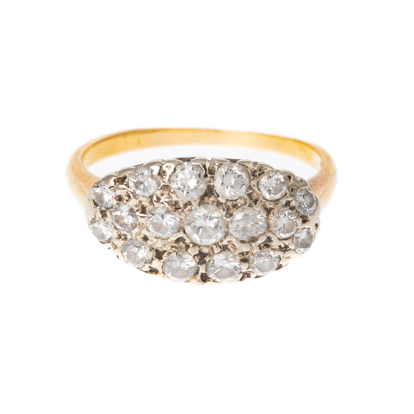 A 14K DIAMOND CLUSTER RING WITH