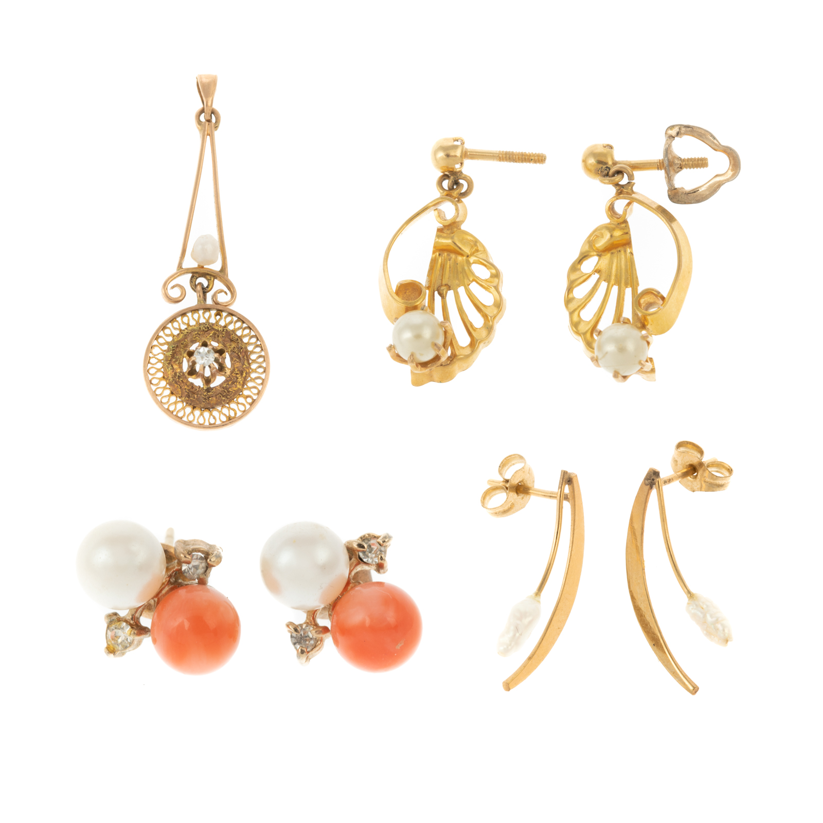 A COLLECTION OF EARRINGS PENDANTS 338694