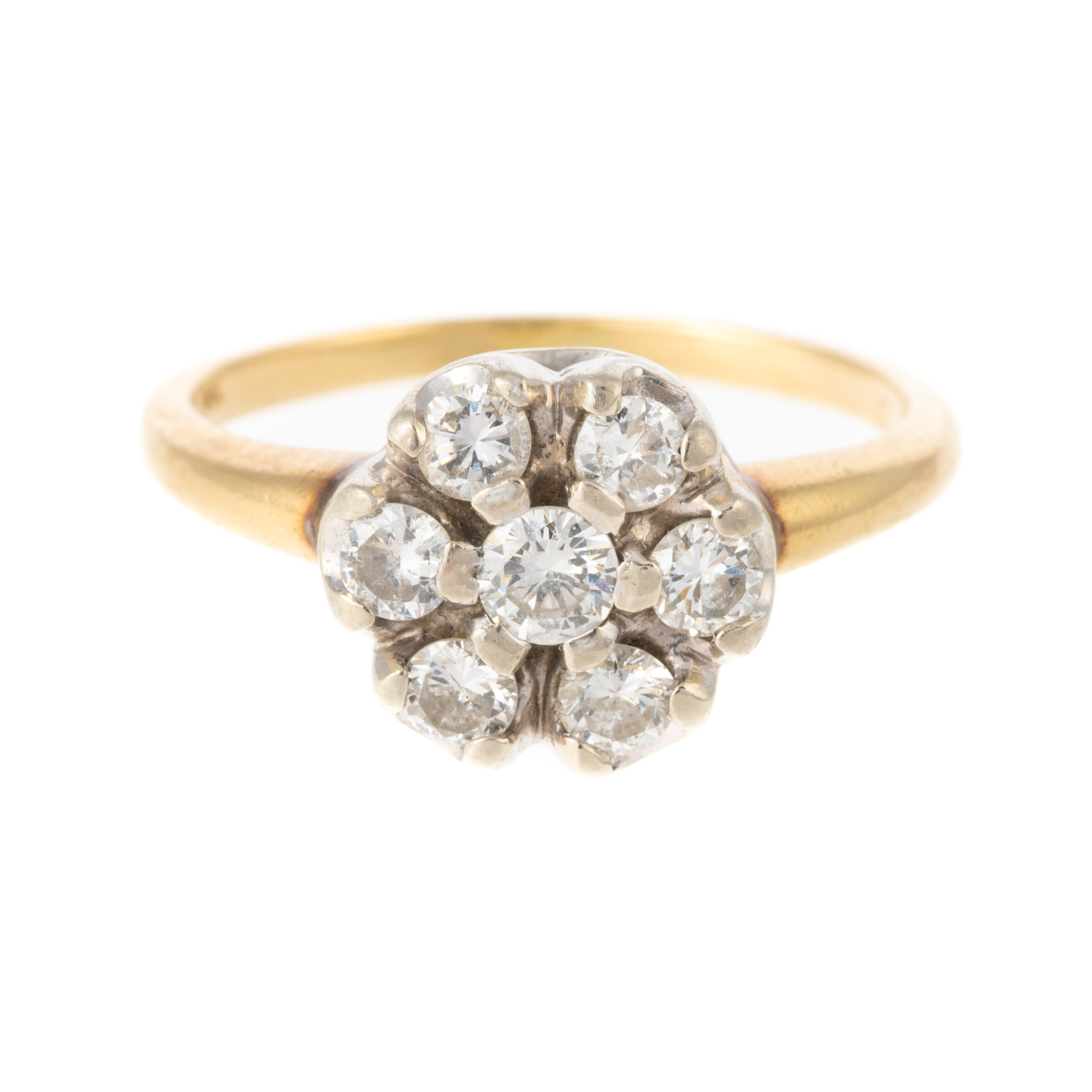 A DIAMOND CLUSTER RING IN 14K 14K 3386a6