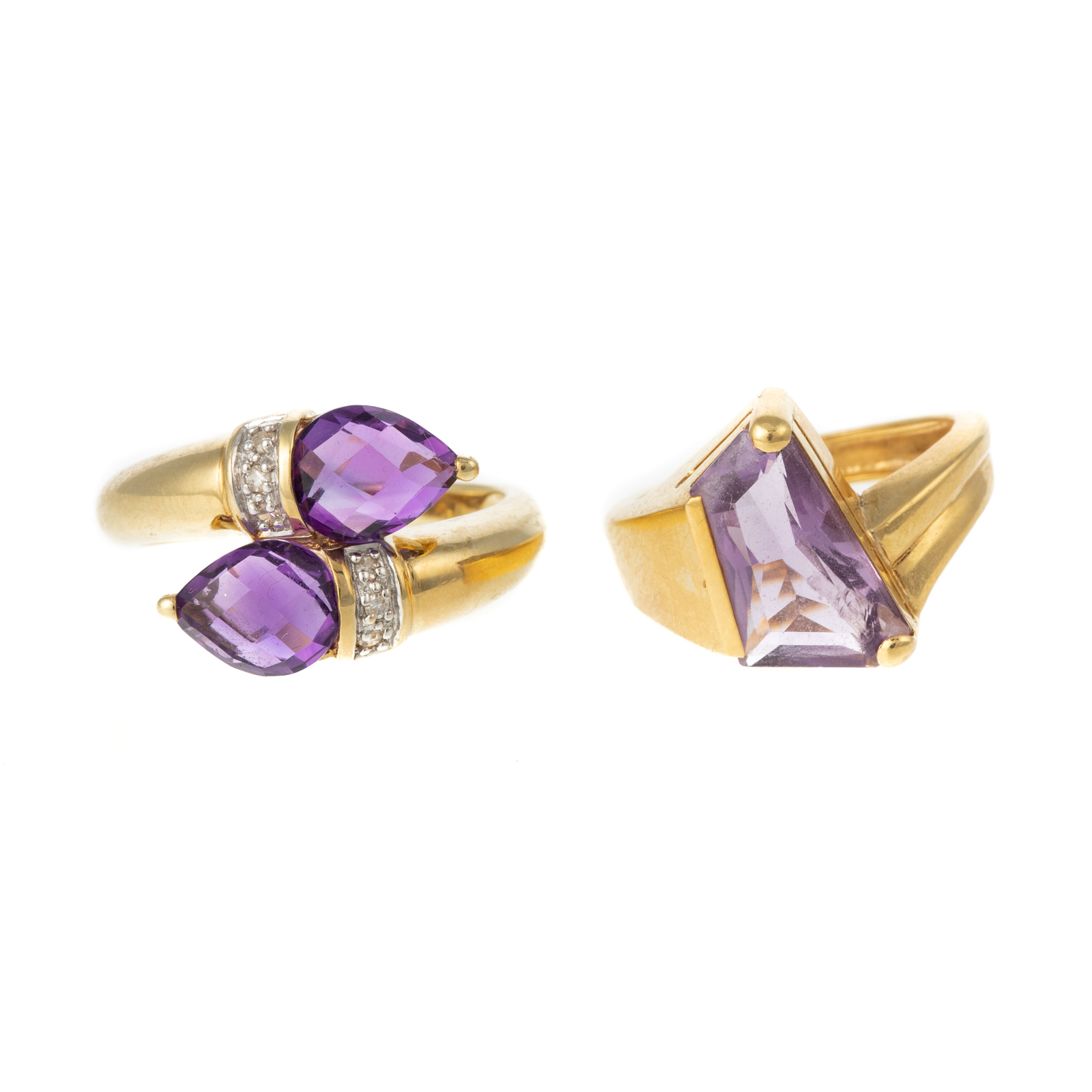 TWO CONTEMPORARY AMETHYST RINGS 3386a2