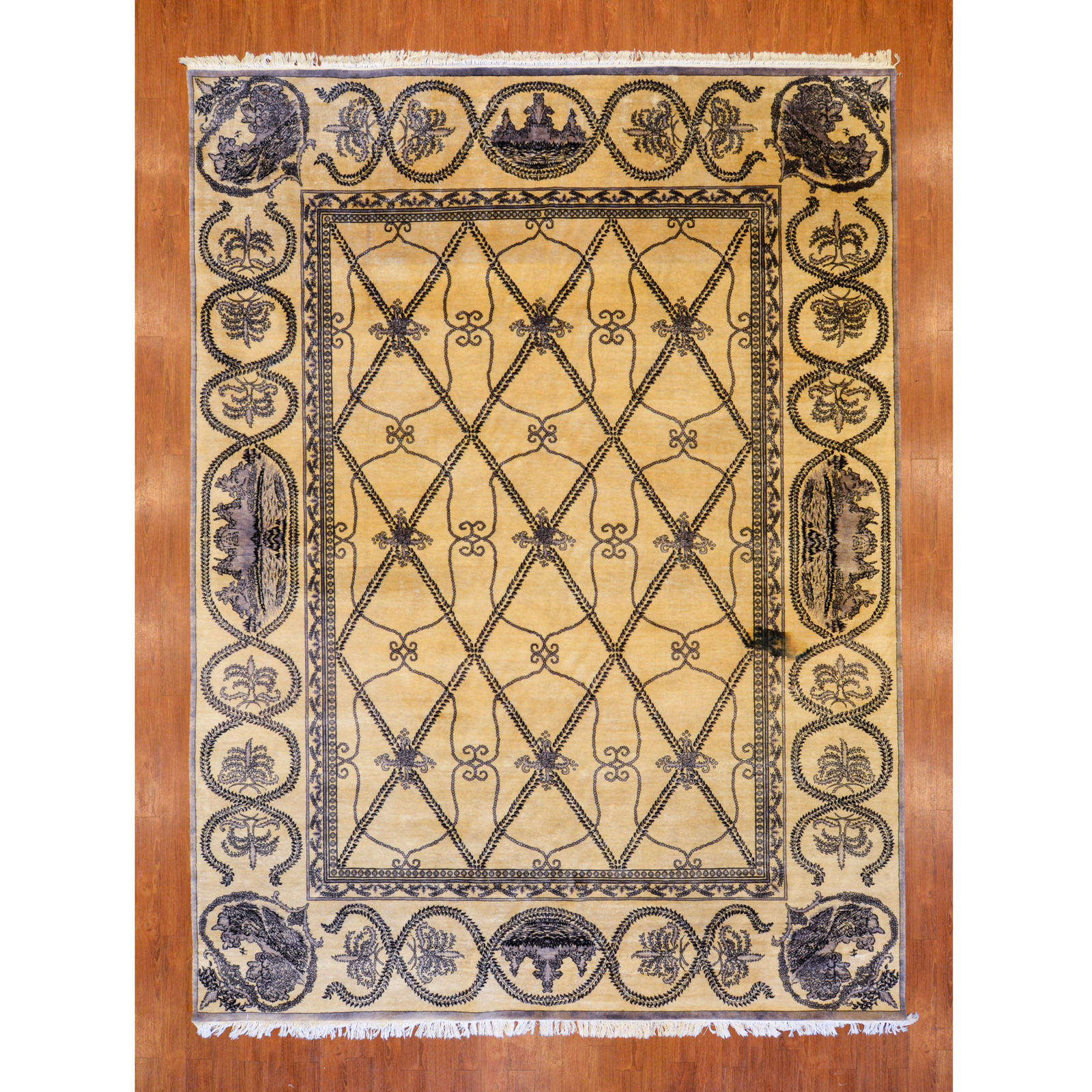 FINE PAKISTANI TRELLIS DESIGN RUG  3387d4