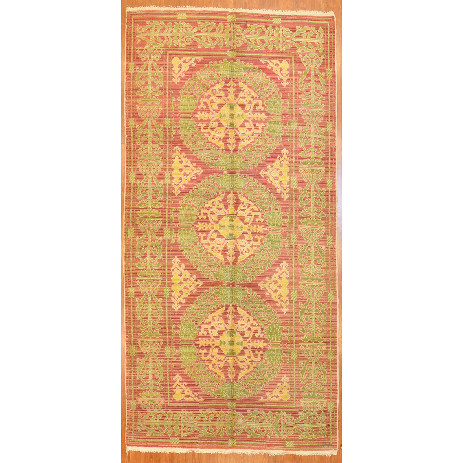 ANTIQUE SPANISH GALLERY RUG 4 7 3387e4