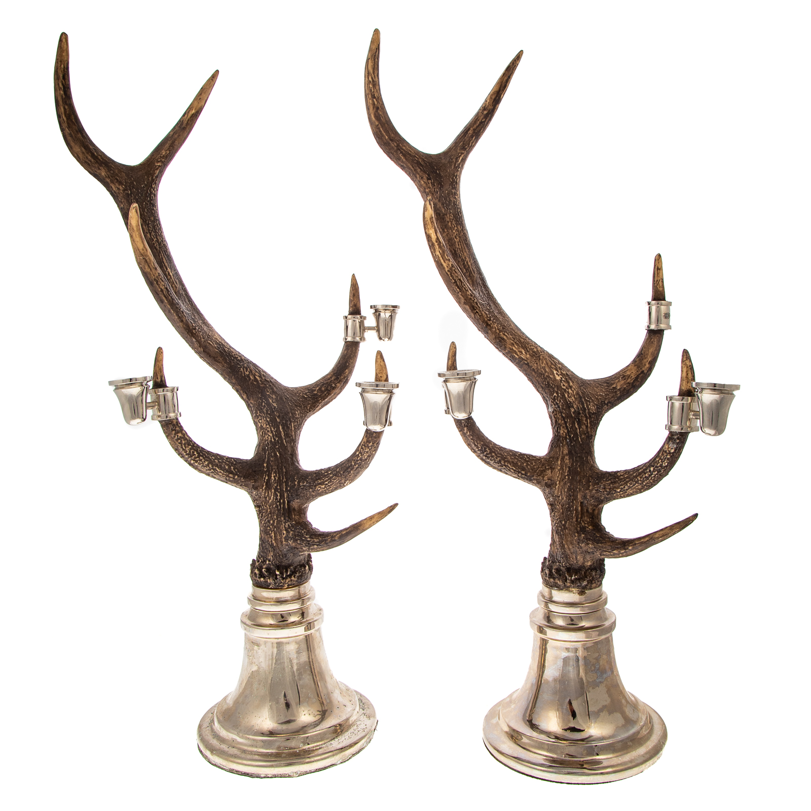 A PAIR OF RUSTIC STYLE ANTLER CANDELABRA 3388b2