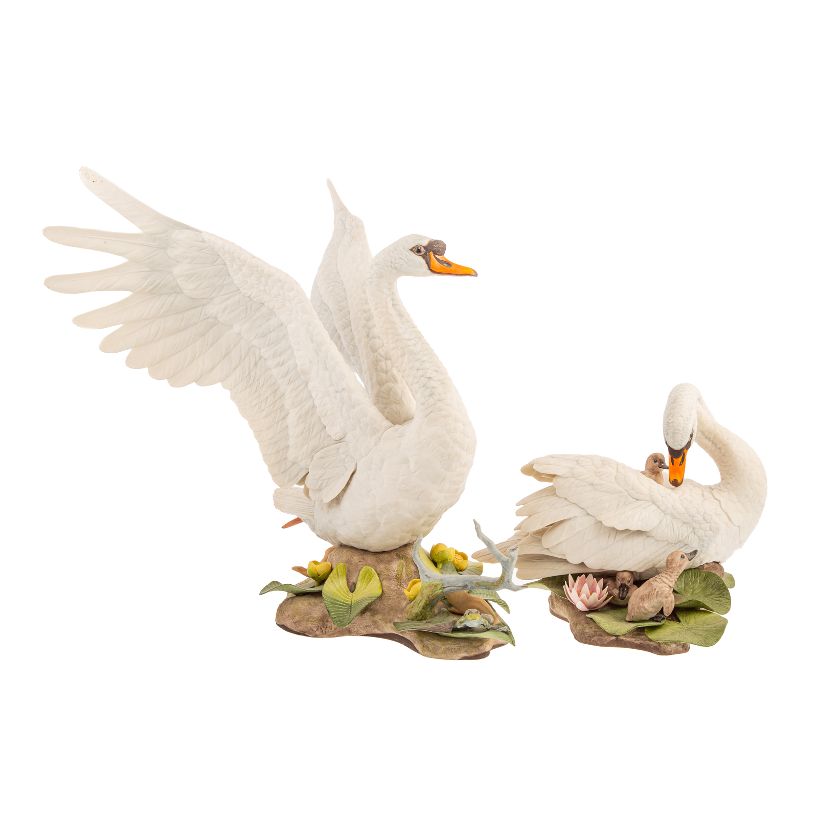 A PAIR OF BOEHM PORCELAIN MUTE SWANS