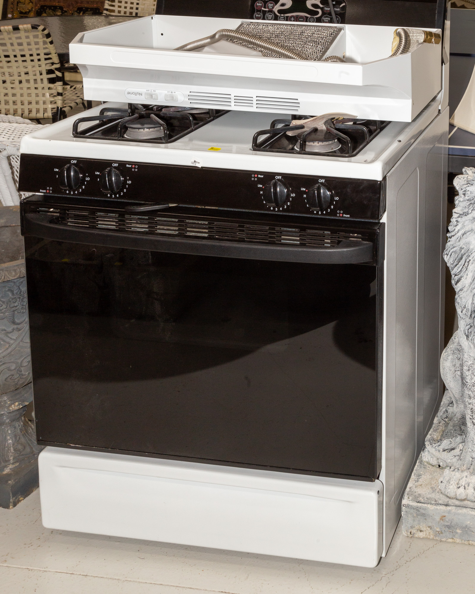 HOTPOINT GAS COOKING RANGE NUTONE 338ae8