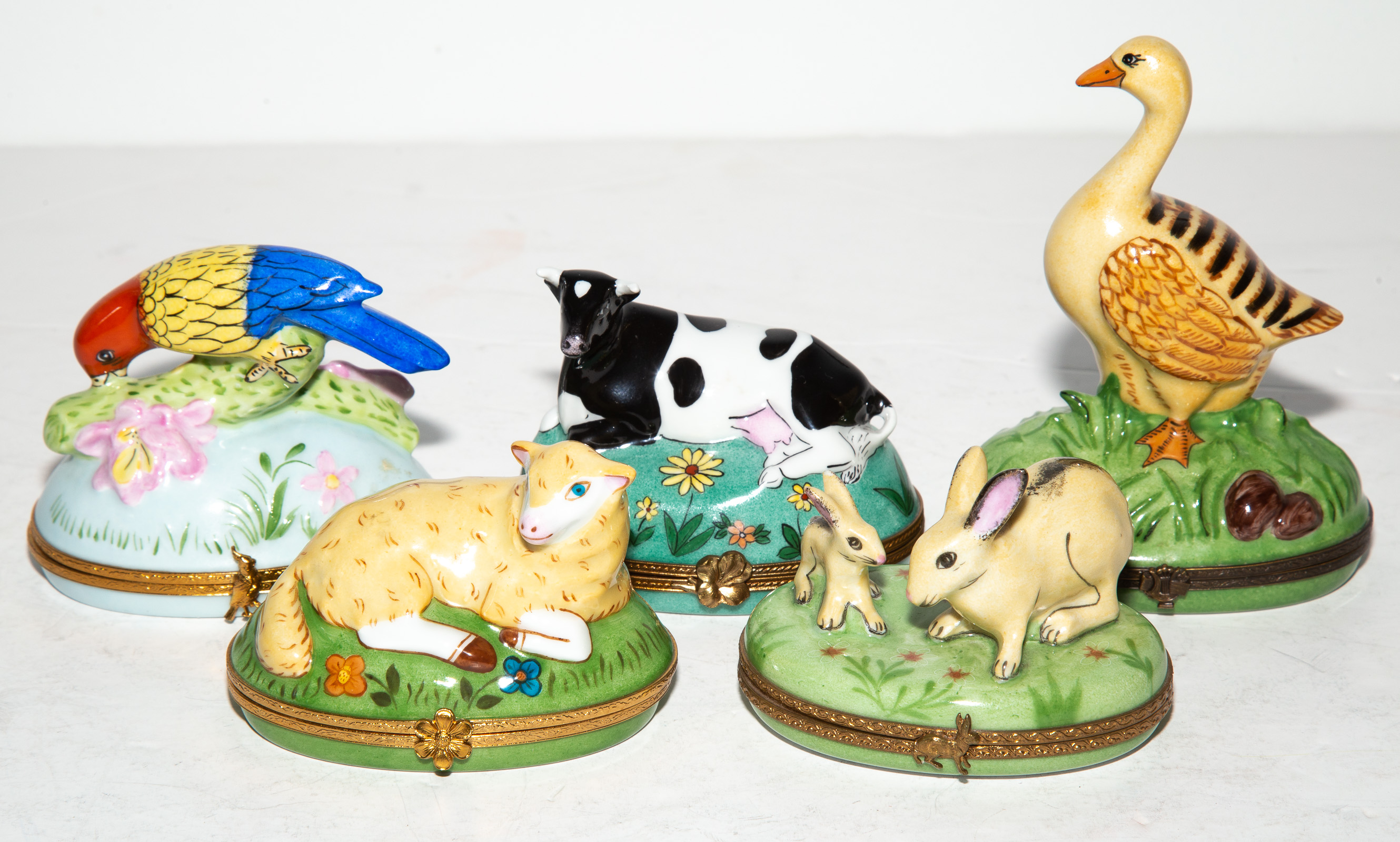 FIVE LIMOGES PORCELAIN BOXES WITH