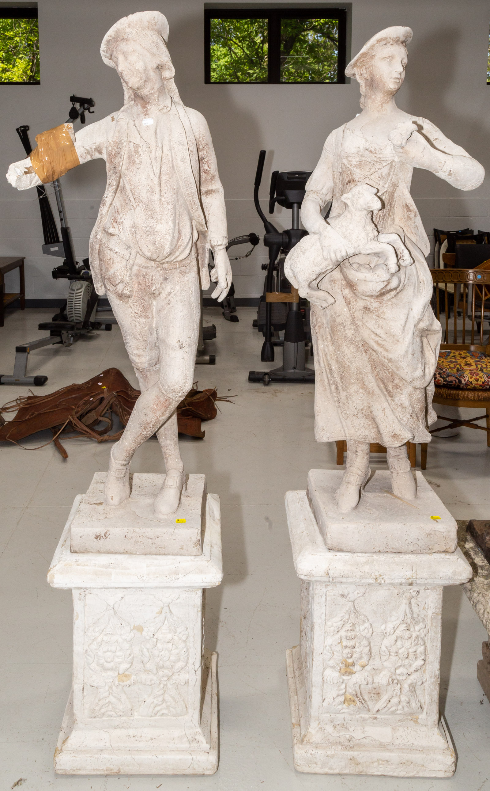 A PAIR OF WEATHERED GARDEN FIGURES 338b8d