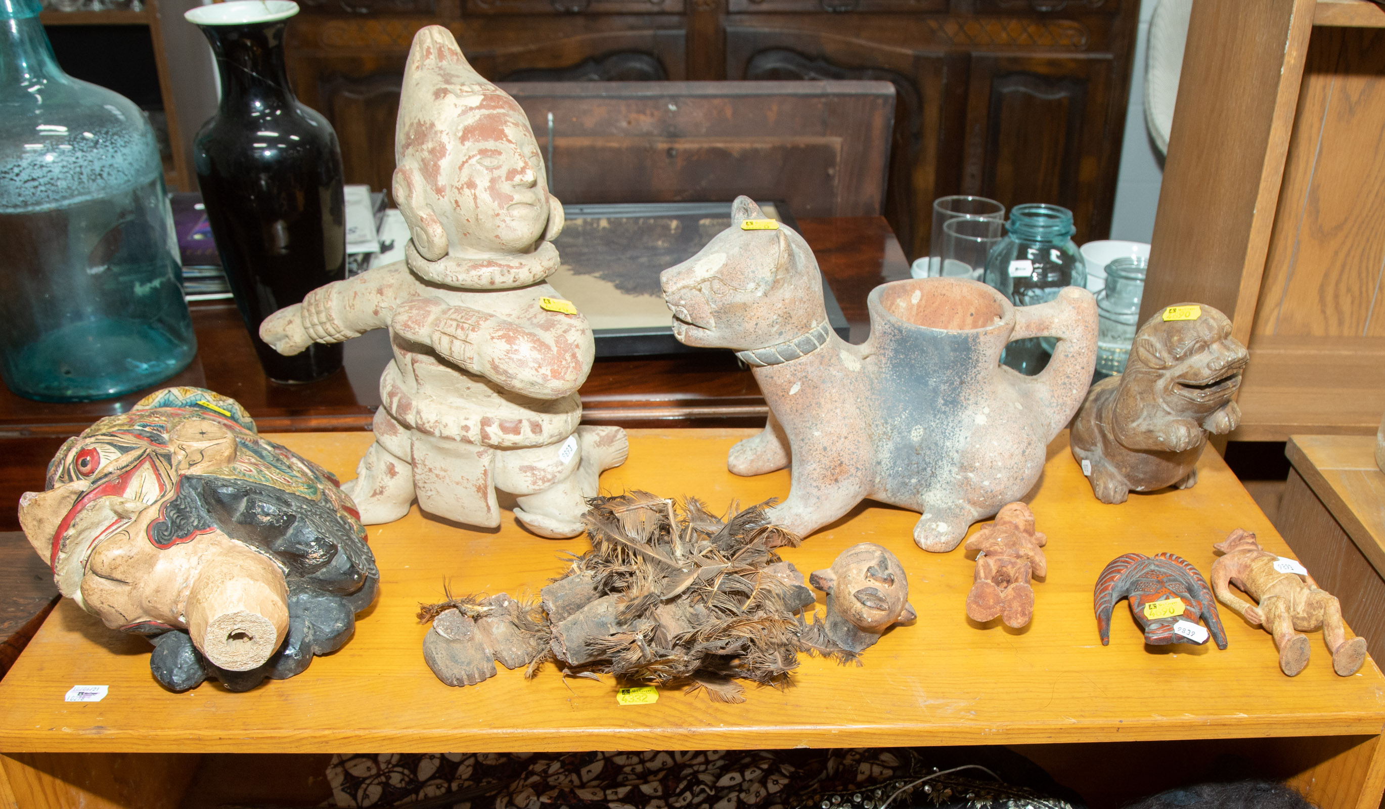 SELECTION OF INDIGENOUS ARTIFACTS 338cde