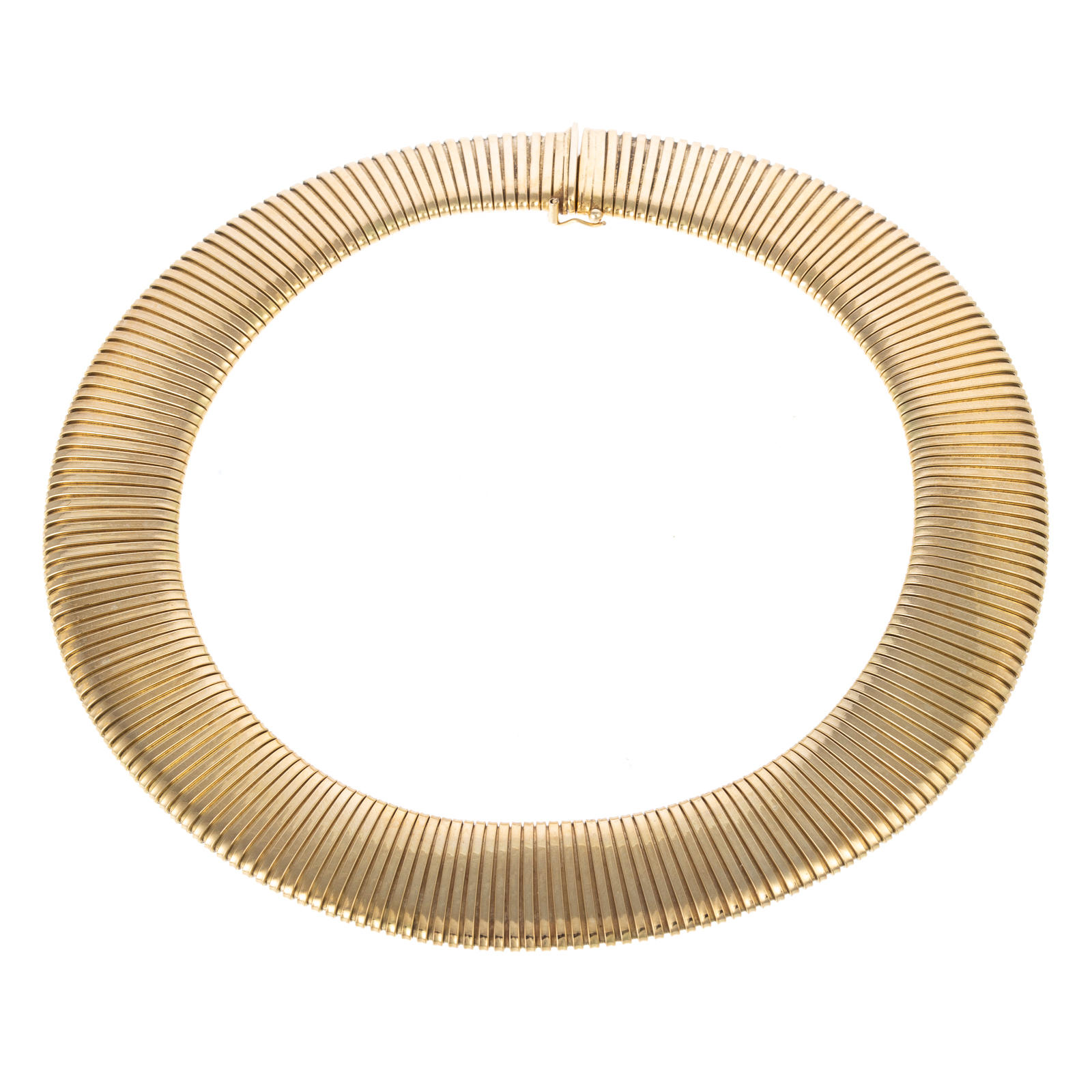 A WIDE FLEXIBLE NECKLACE IN 14K