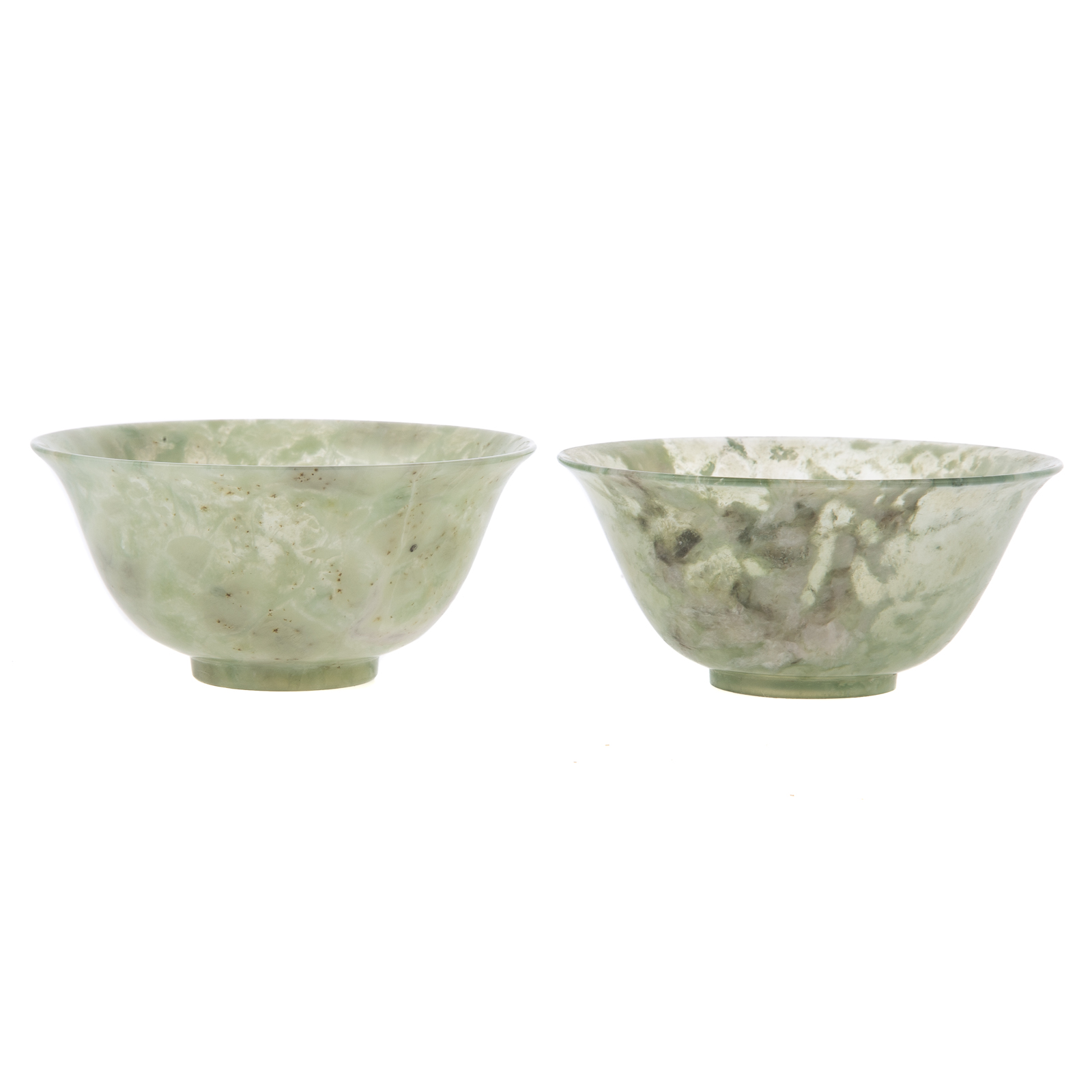 A PAIR OF CHINESE CARVED JADE SMALL 338f3f