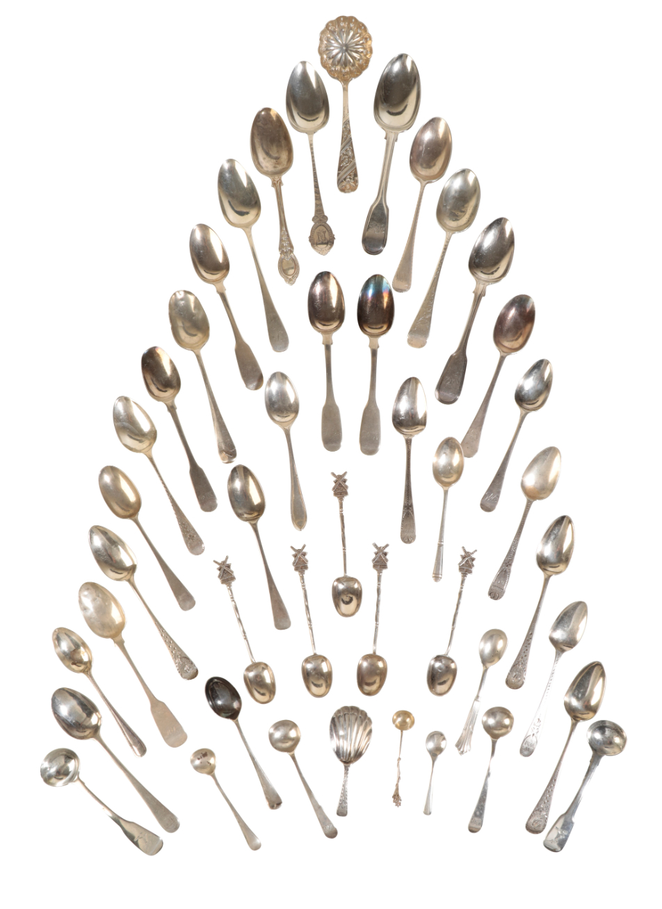 A COLLECTION OF SILVER TEASPOONS 338fae