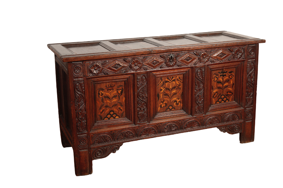 AN 18TH CENTURY OAK COFFER the 339040