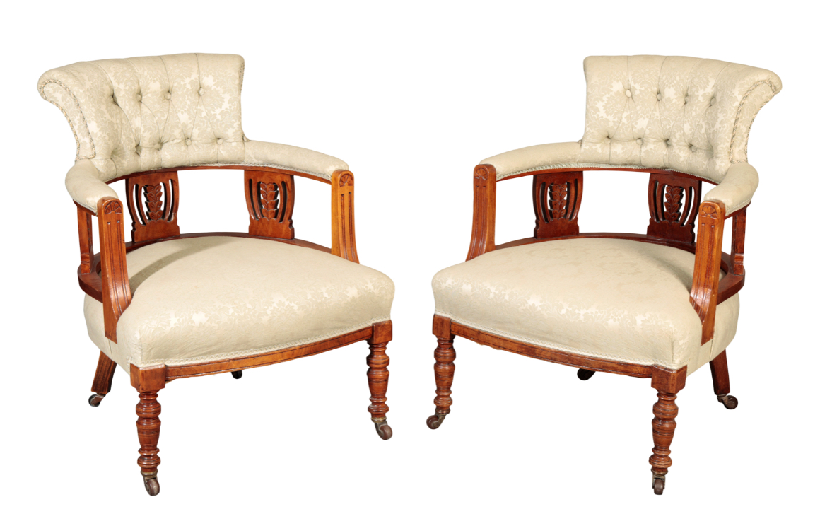 A PAIR OF LATE VICTORIAN WALNUT 339044