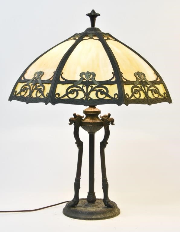 Spelter metal lamp with paw feet