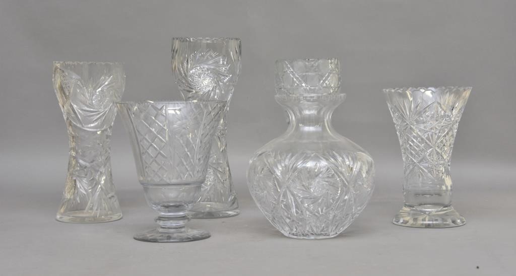 Collection of cut glass, 8 pieces, including