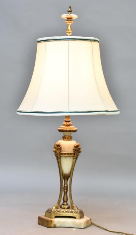 Marble and gilt bronze table lamp