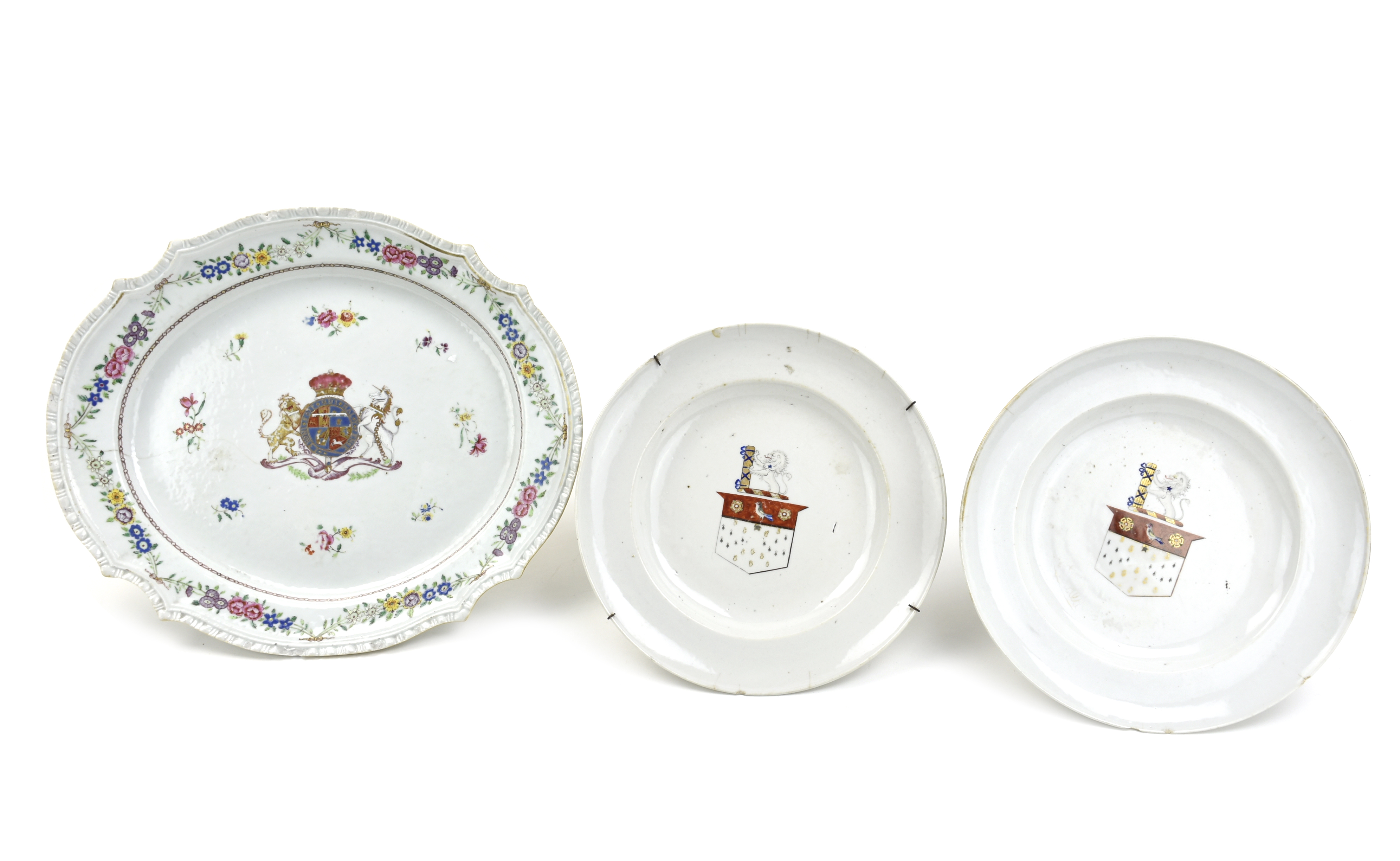 3 CHINESE EXPORT ARMORIAL PLATES,18TH