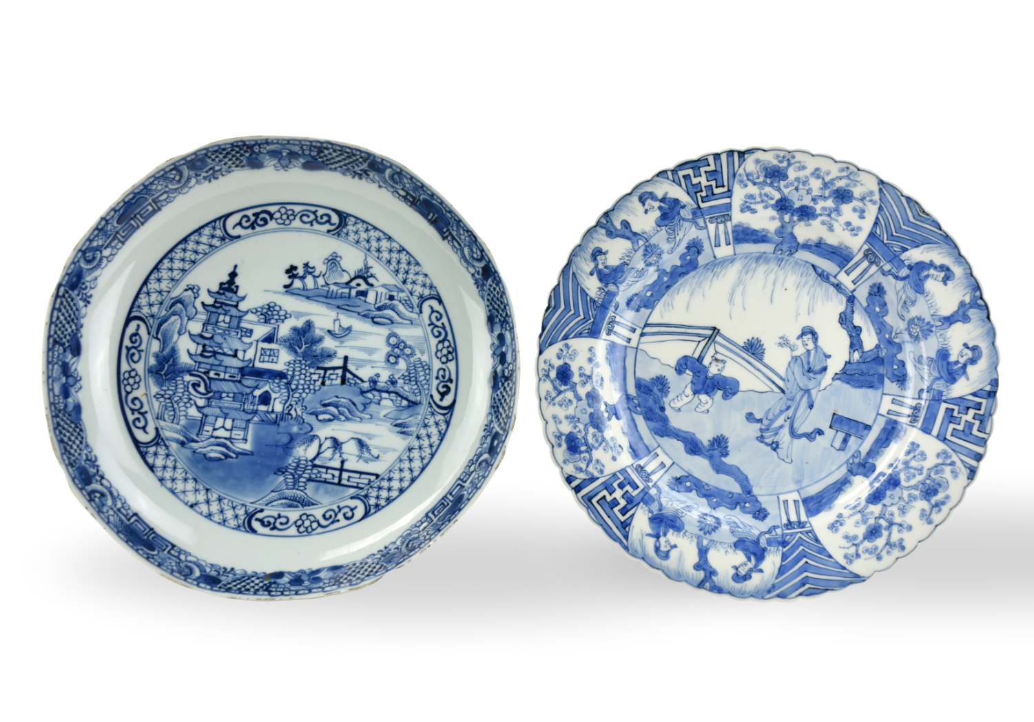 TWO CHINESE BLUE WHITE PLATES 18TH 33922c