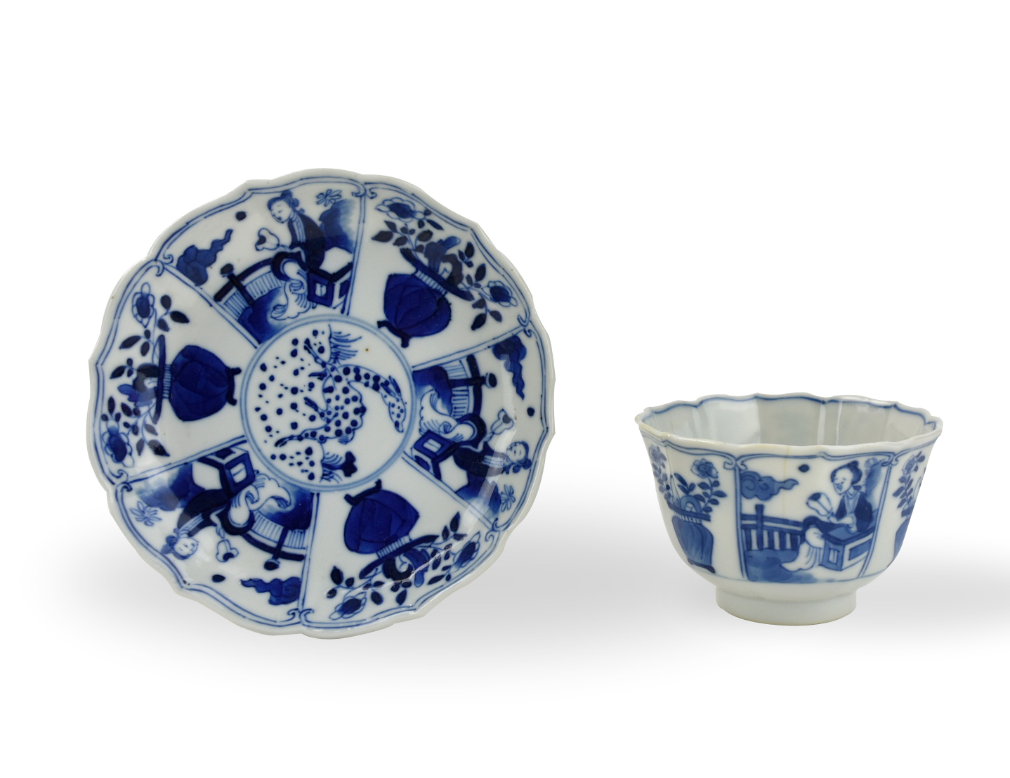 SET OF CHINESE BLUE & WHITE CUP,