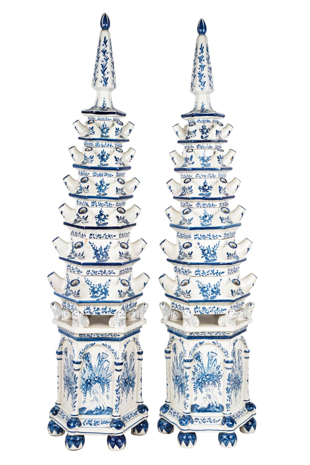 PAIR OF DELFT STYLE FAIENCE TULIPIERES20th 336cd4