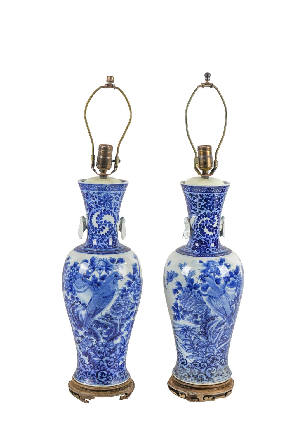 PAIR OF CHINESE PORCELAIN BLUE 336cde