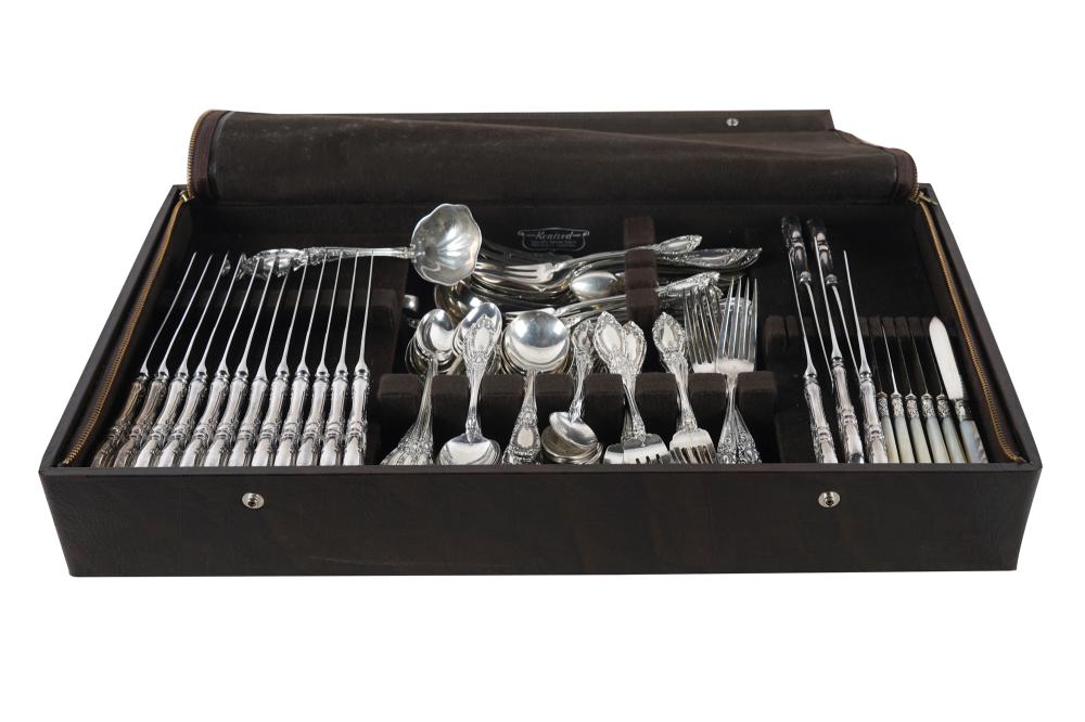 TOWLE STERLING FLATWARE SERVICEKing 336d0c