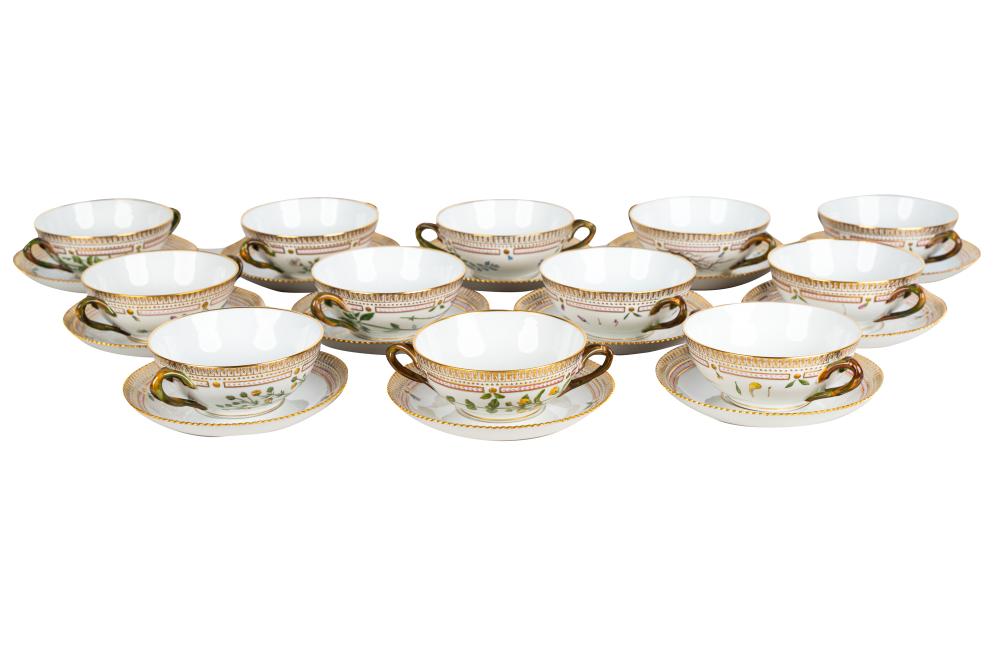 TWELVE ROYAL COPENHAGEN FLORA 336d8a