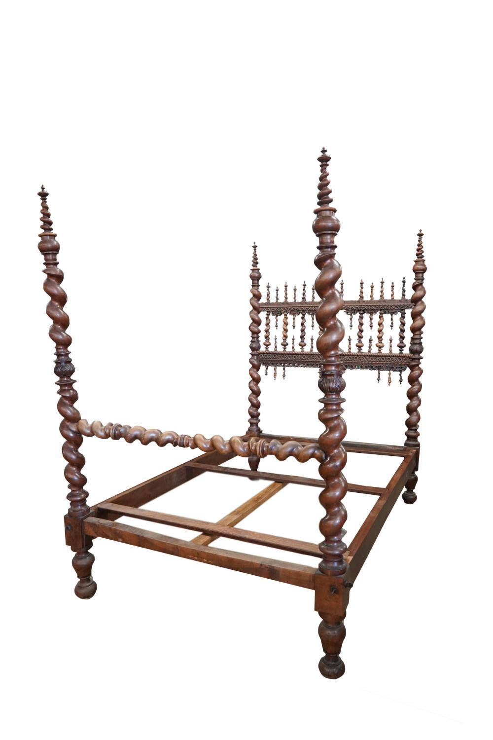 TURNED CARVED WOOD BEDCondition  336f07