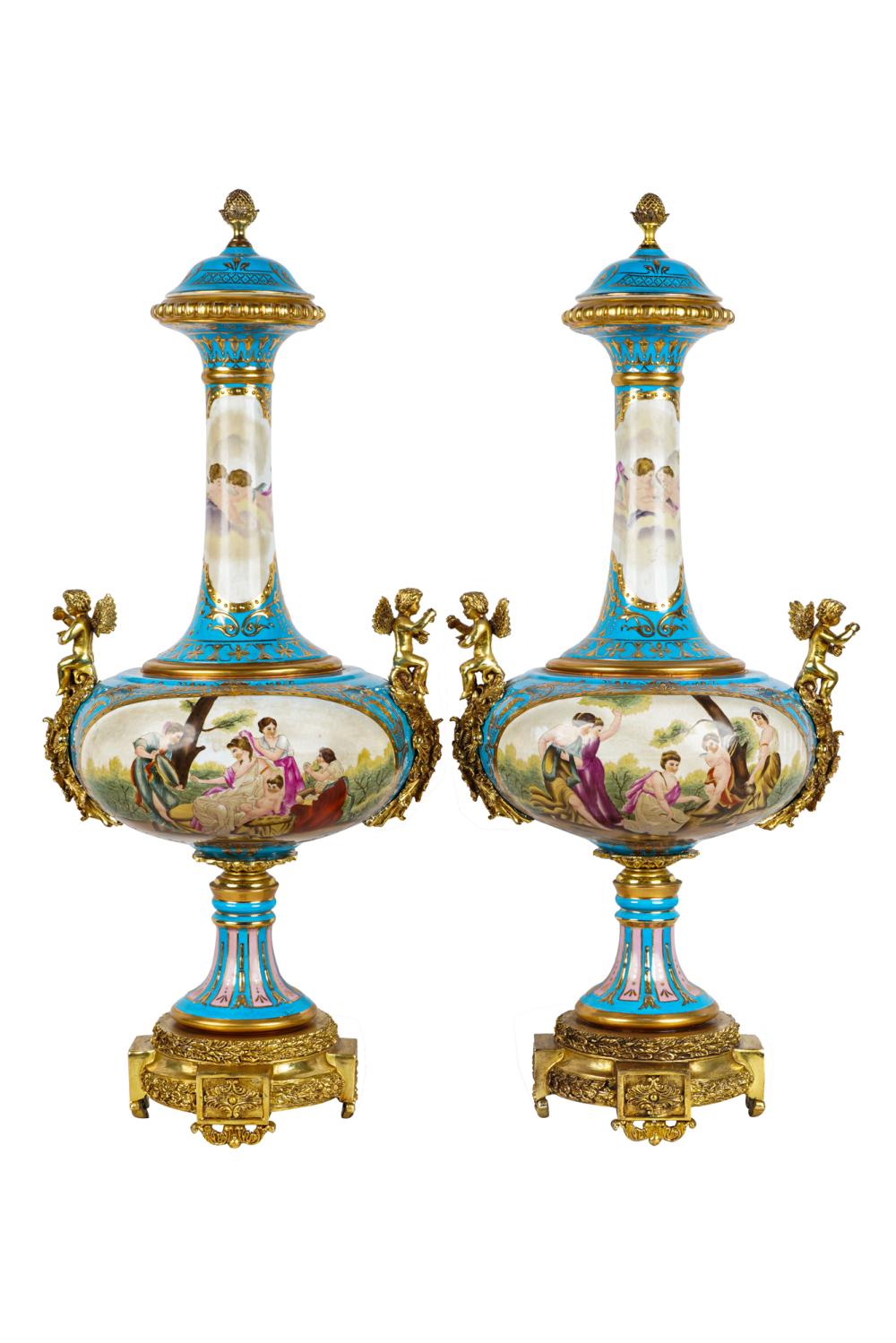 PAIR OF SEVRES STYLE PORCELAIN 336ff8