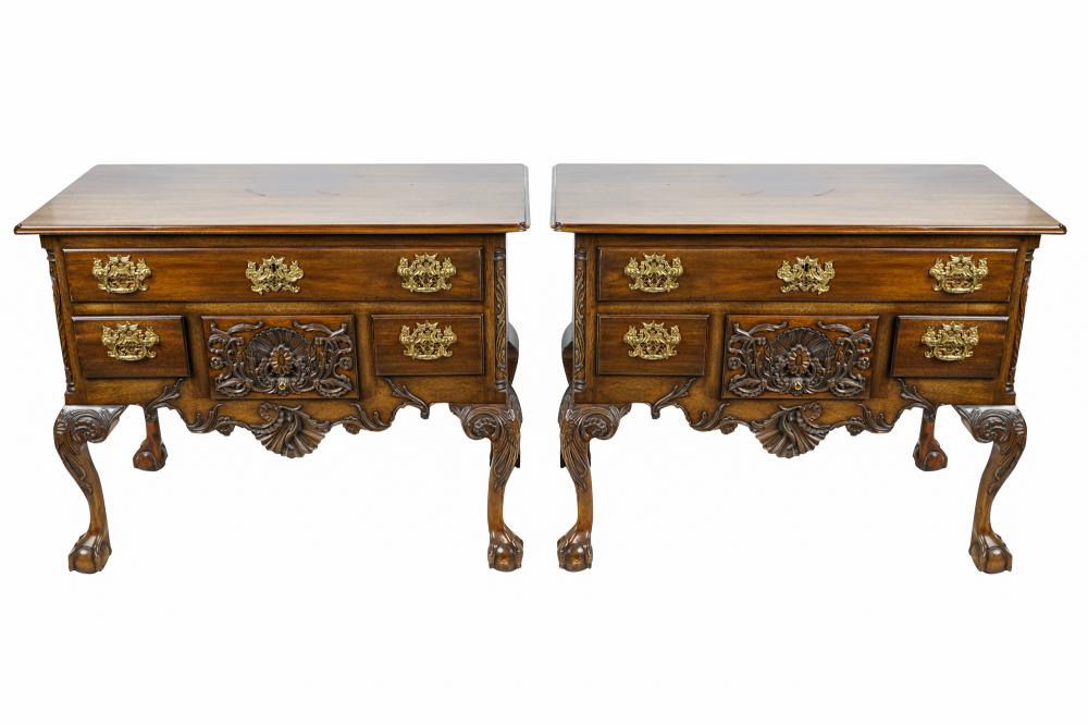 PAIR OF KINDEL CHIPPENDALE STYLE 337016