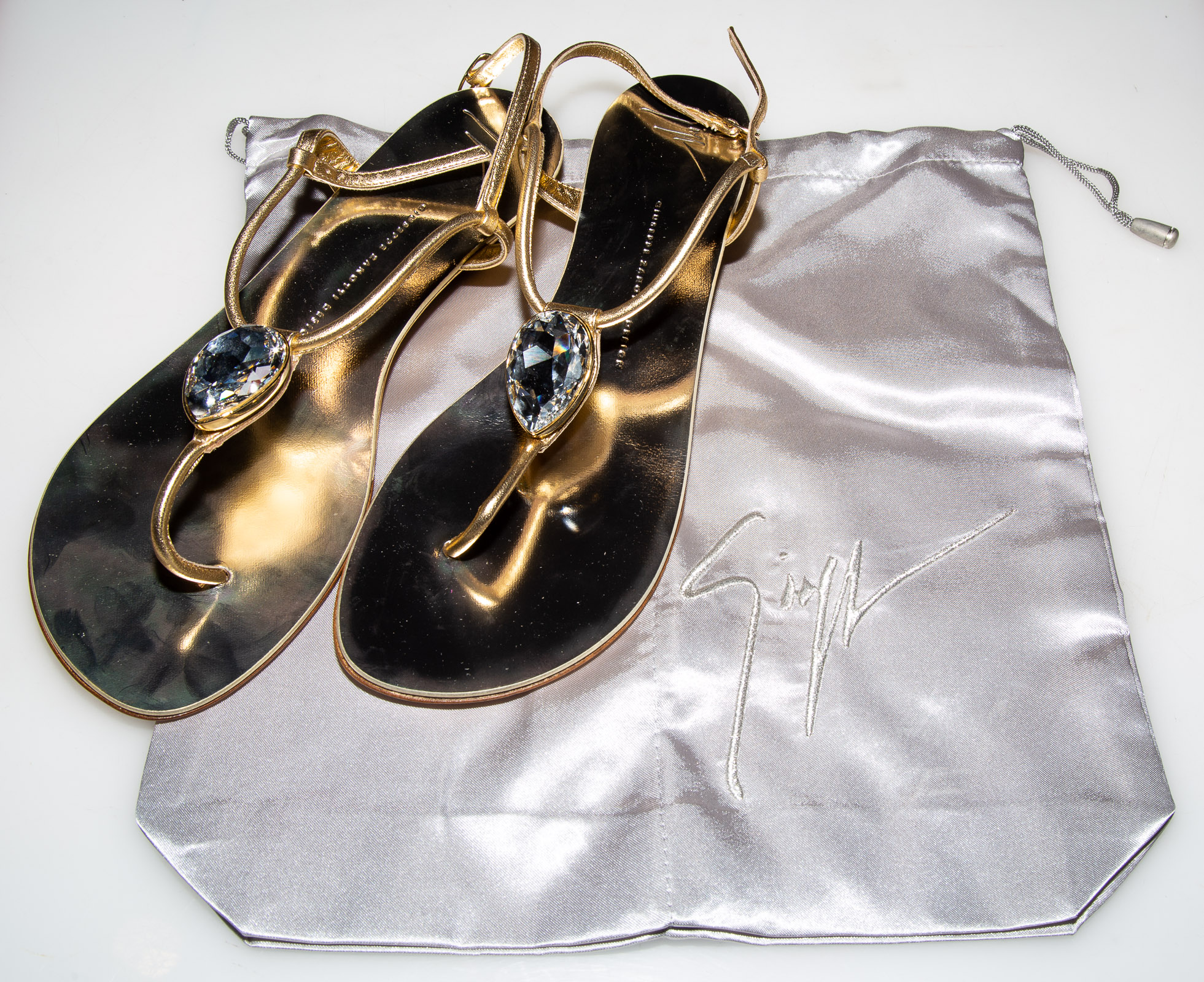 PAIR GIUSEPPE ZANOTTI GOLD LEATHER 337092