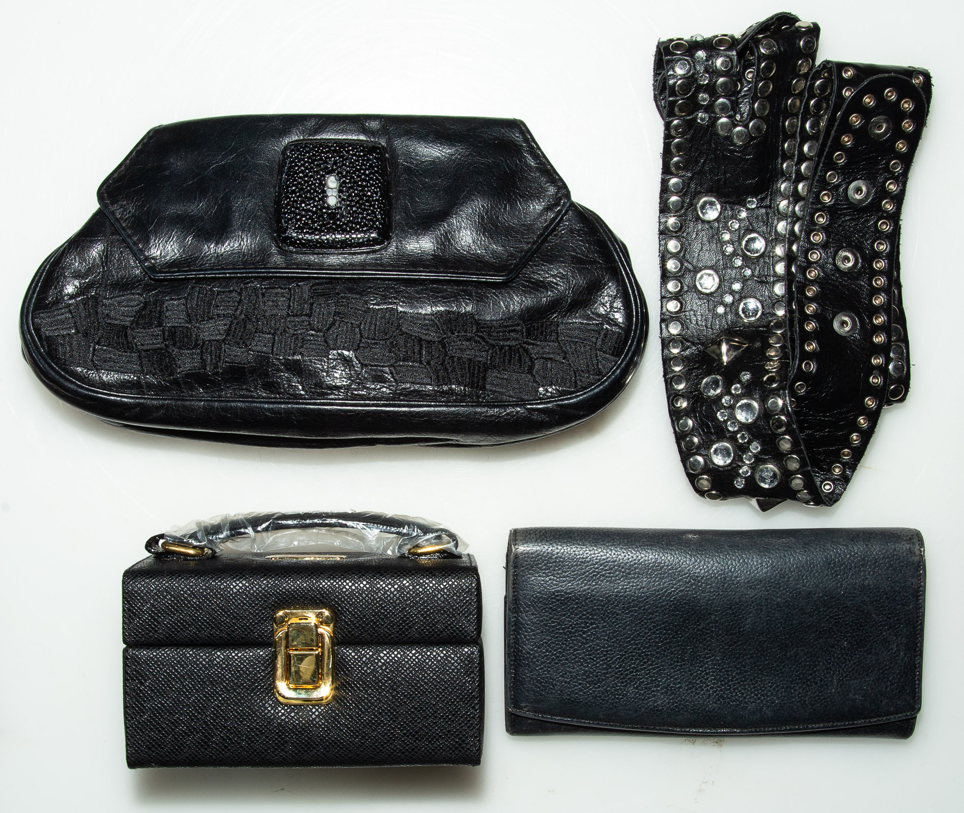 FOUR BLACK LEATHER OTHER ACCESSORIES 337090