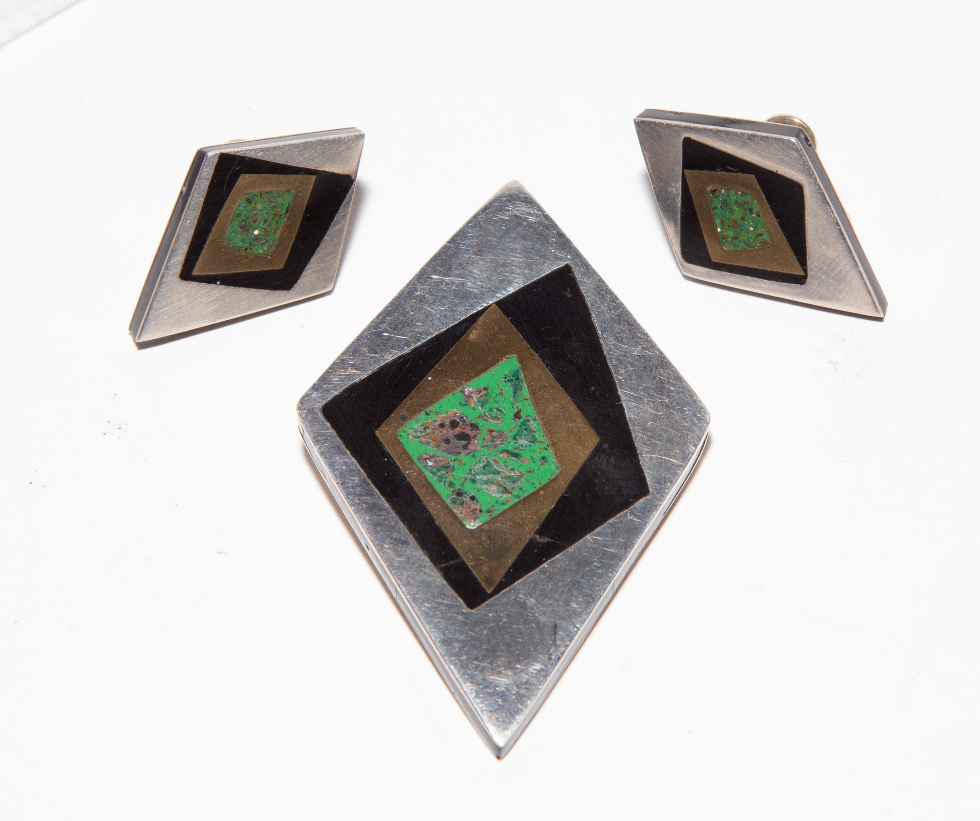 A STELLA POPOWSKI BROOCH EARRINGS 33710c