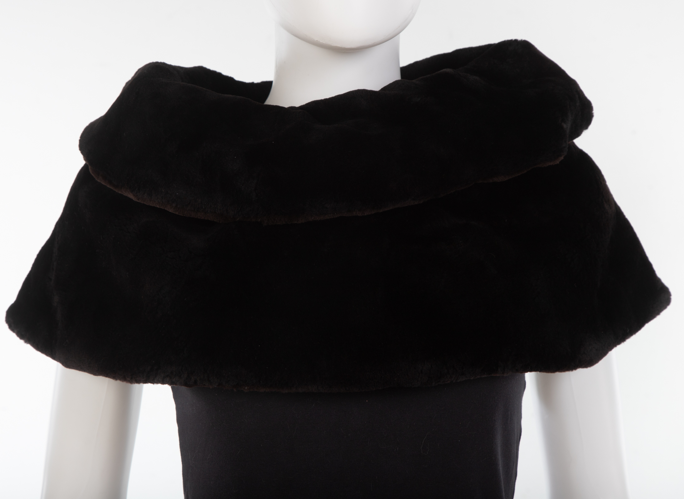 SHEARED MINK COLLAR reverses from