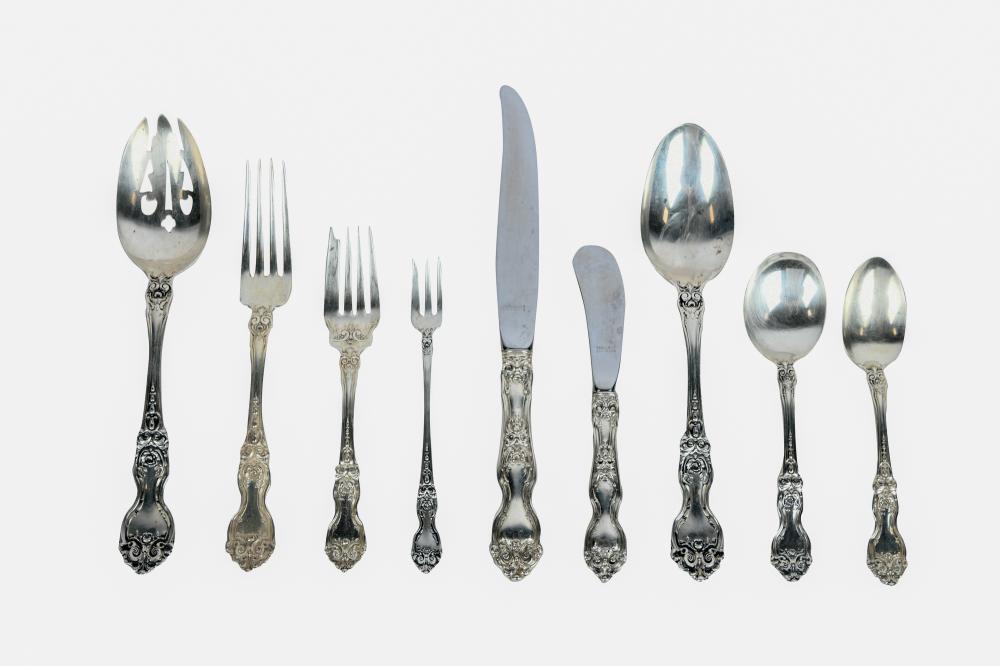 WALLACE STERLING FLATWARE SERVICE La 337256