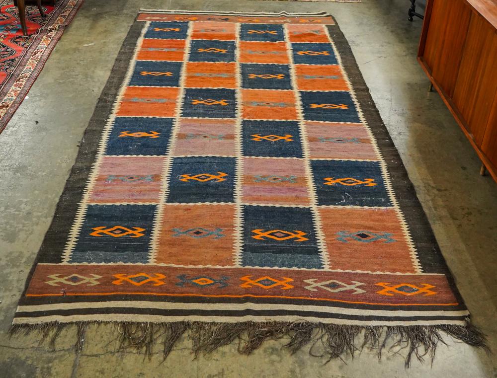 FLATWEAVE AREA RUGProvenance The 337305