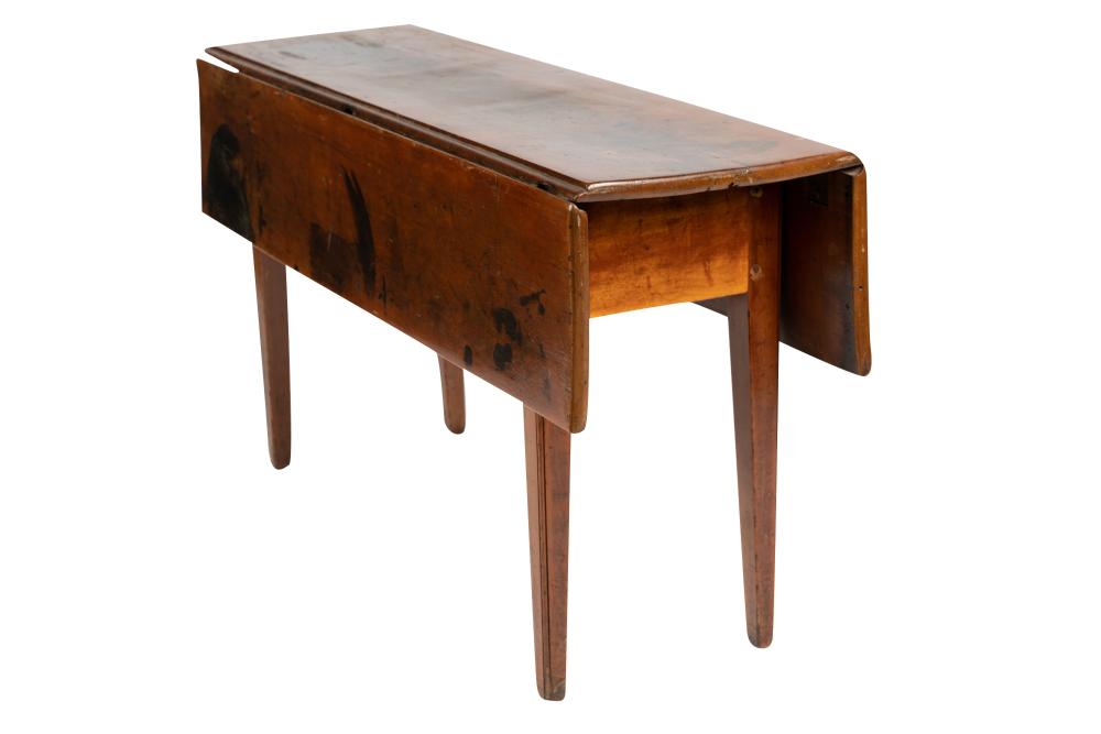 AMERICAN PINE DROP LEAF TABLECondition  337508