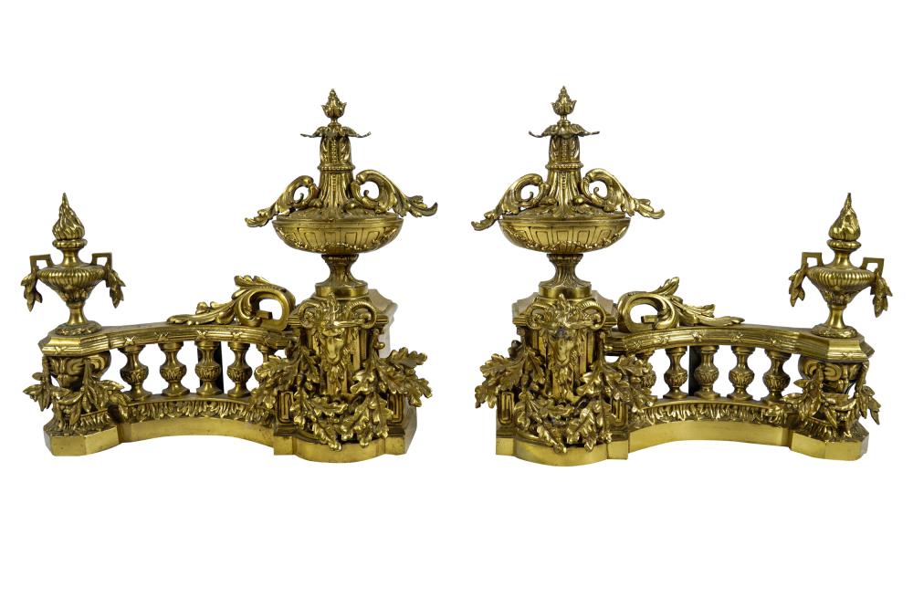 PAIR OF BRASS FIGURAL CHENETSwith