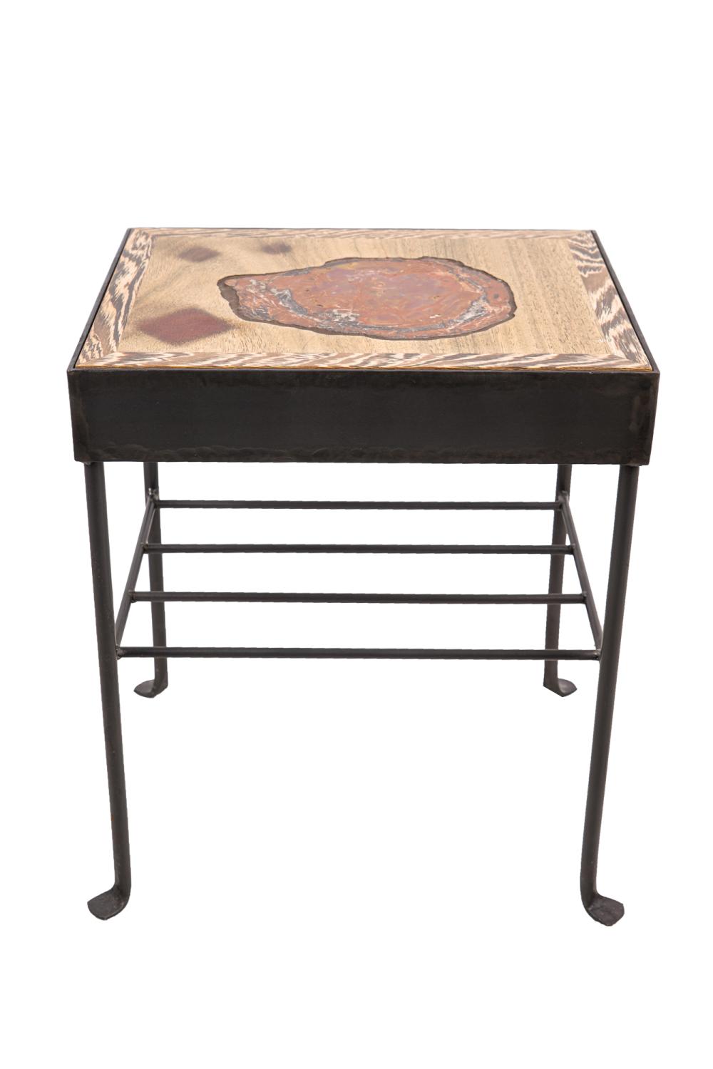 CHAJO SIDETABLE WITH FOSSIL TOPthe