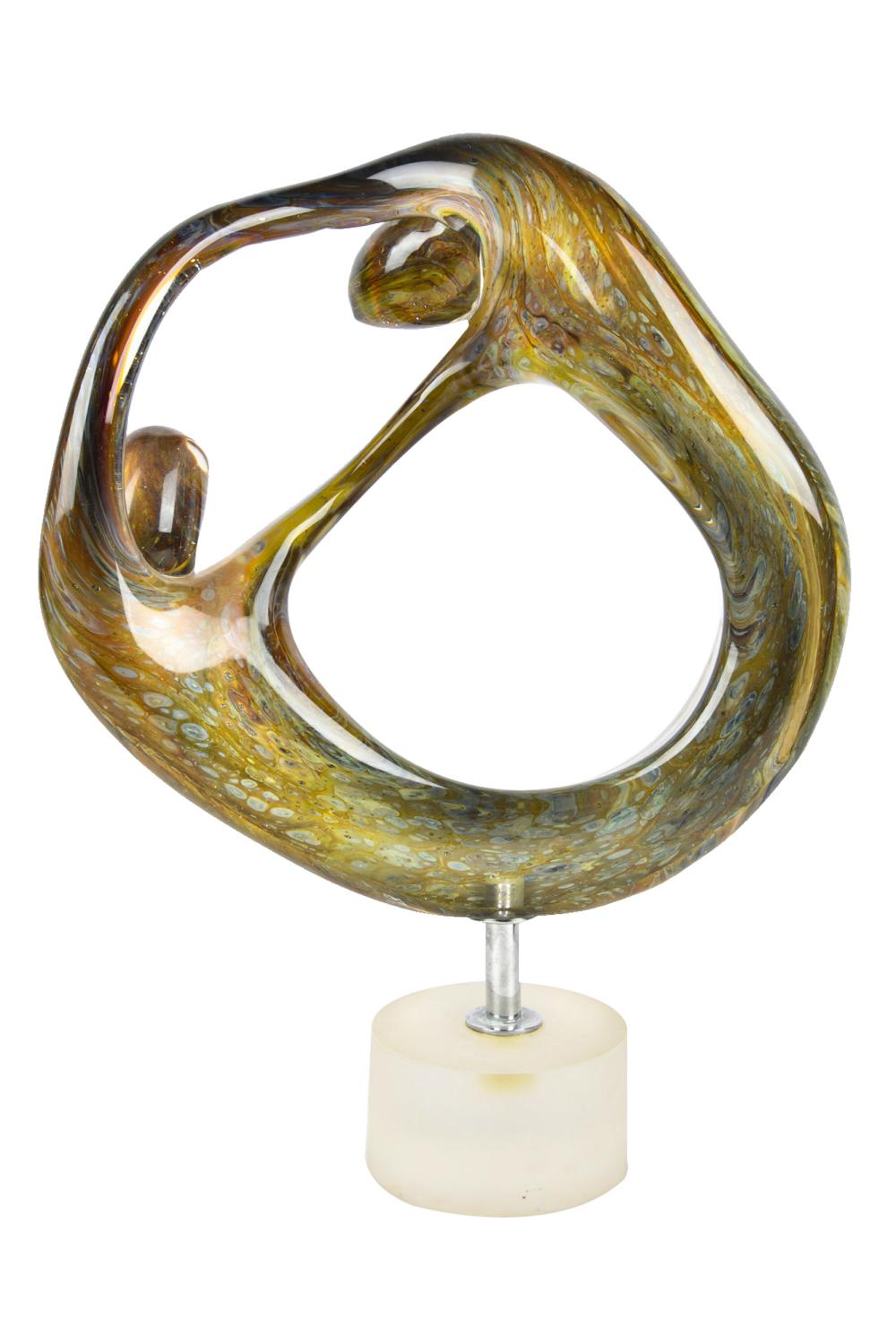 ITALIAN BLOWN GLASS COUPLEresting