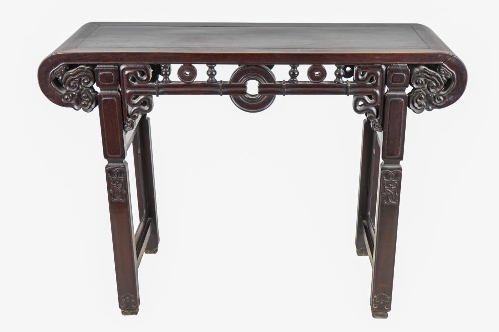 CHINESE CARVED HARDWOOD ALTAR TABLECondition: